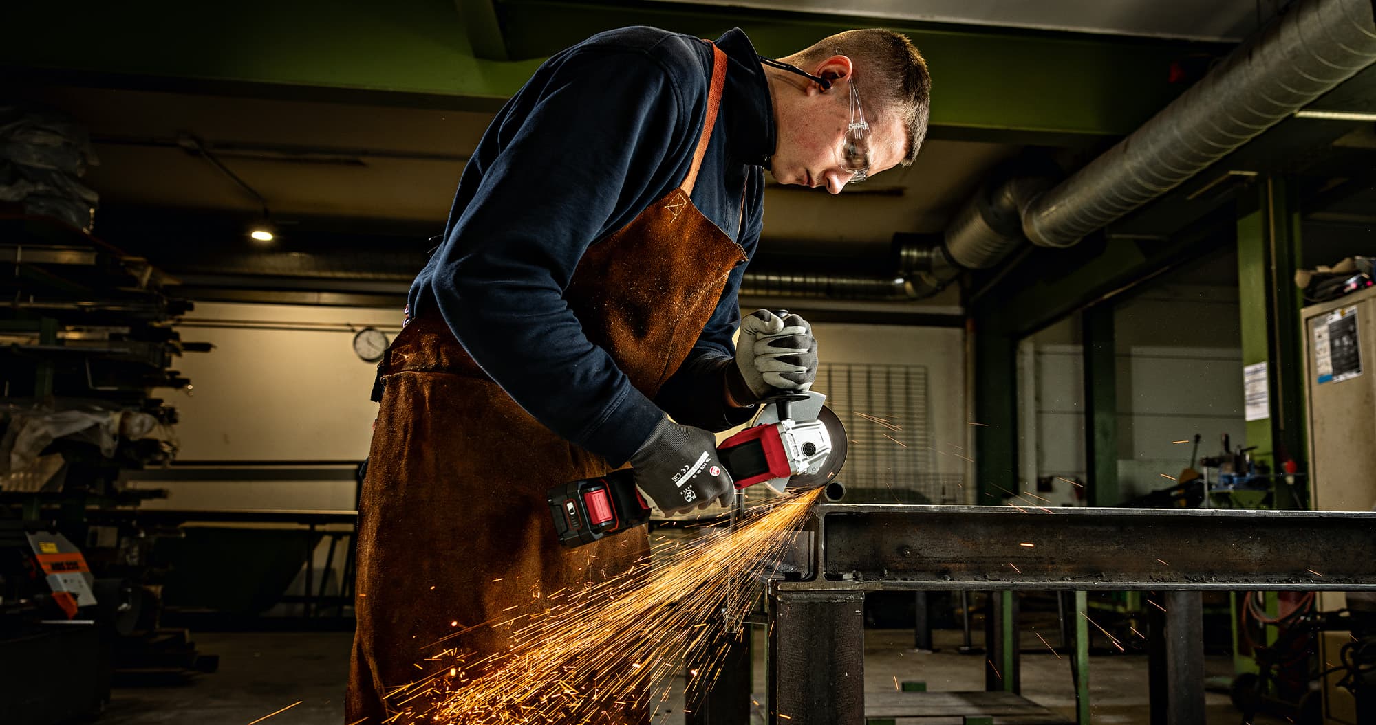 Light duty angle grinder in use